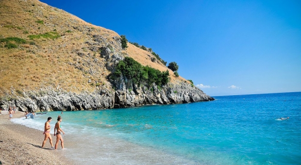 The most beautiful beaches in Albania: Kakome in the South of Albania